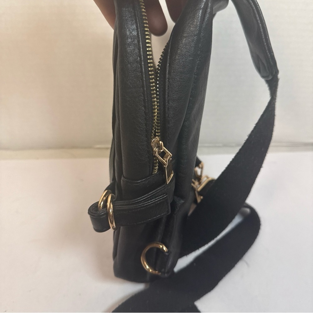 Black, Leather Sling, Backpack Adjustable Strap, Zipper READ - Picture 3 of 8
